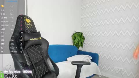 Snapshot of barbie_lis chatting on 29, 9, 2025 LisGTM2 Mon-Thu Sat 0100am-0700am online show from 29, 9, 2025