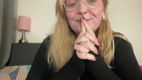 Snapshot of barbiegirl966 chatting on 1, 2, 2025 barbiegirl966 online show from 1, 2, 2025