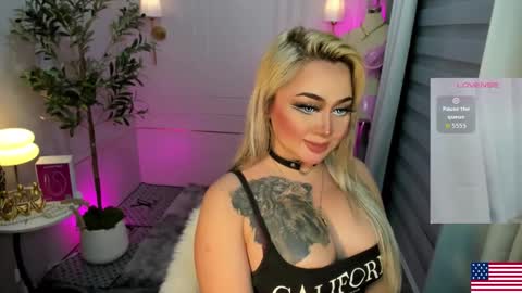 Miss Alexa Fields  online show from 18, 10, 2025
