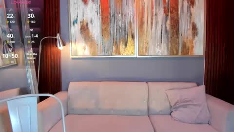 Snapshot of barbra_smith chatting on 18, 12, 2025 Luna online show from 18, 12, 2025