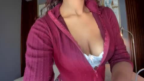 Snapshot of barbra_smith chatting on 31, 1, 2026 Luna online show from 31, 1, 2026