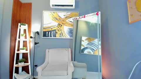 Snapshot of barbra_smith chatting on 7, 3, 2026 Luna online show from 7, 3, 2026