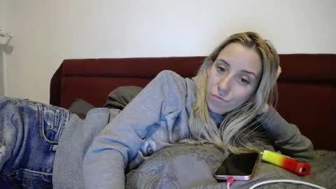 Lena online show from 6, 2, 2025