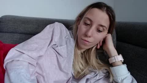Lena online show from 23, 4, 2026
