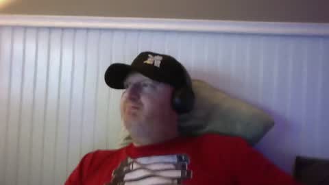 Snapshot of bartender_blue_eyes chatting on 19, 1, 2025 Bartender Blue online show from 19, 1, 2025