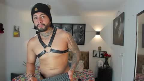 bastian_jones1 online show from 29, 10, 2025