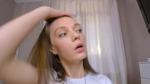 Snapshot of bb_lourels_ chatting on 12, 9, 2025 Lourel I will be here on and online show from 12, 9, 2025