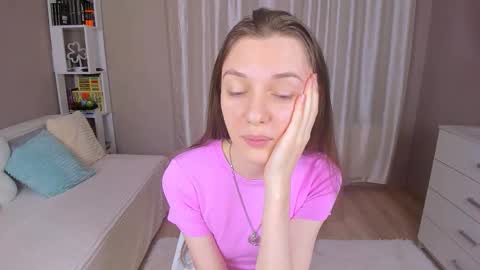 Snapshot of bb_lourels_ chatting on 9, 11, 2025 Lourel I will be here on and online show from 9, 11, 2025