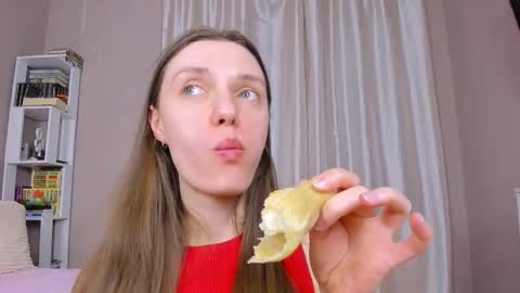 Snapshot of bb_lourels_ chatting on 8, 3, 2026 Lourel I will be here on and online show from 8, 3, 2026