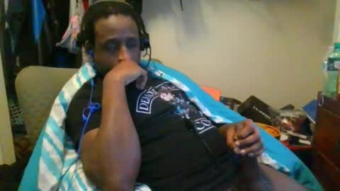 Snapshot of bbc_rocker chatting on 16, 2, 2025 rocker n queen online show from 16, 2, 2025