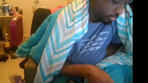 Snapshot of bbc_rocker chatting on 15, 10, 2025 rocker n queen online show from 15, 10, 2025