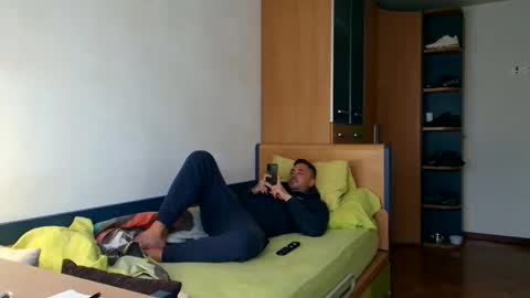 BB Namelezz online show from 23, 10, 2025