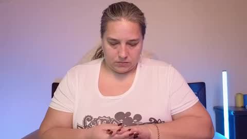 Love online show from 28, 10, 2025
