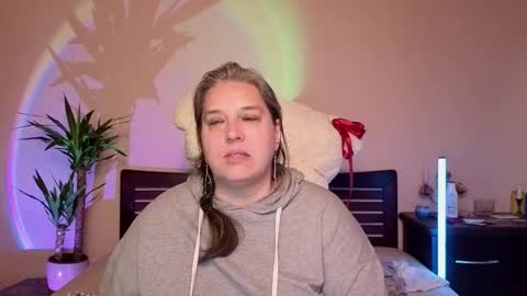 Love online show from 5, 3, 2026
