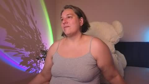 Love online show from 4, 7, 2026
