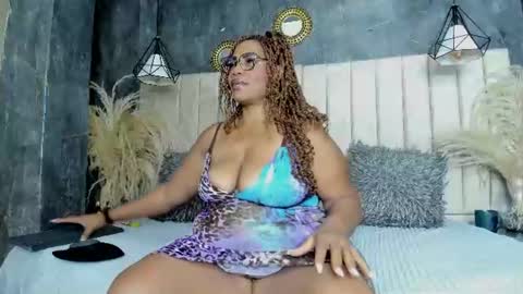 Bbwlatina01 online show from 17, 7, 2026