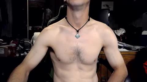 Snapshot of bchillin28 chatting on 13, 10, 2025 bchillin28 online show from 13, 10, 2025