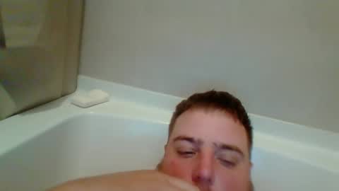 Snapshot of bcran99 chatting on 10, 9, 2025 bcran99 online show from 10, 9, 2025