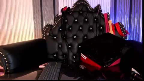 Snapshot of bdsm_ebony chatting on 26, 7, 2026 Tanisha online show from 26, 7, 2026