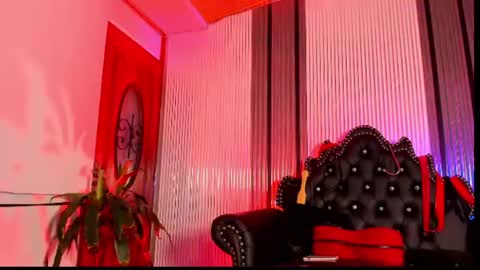 Snapshot of bdsm_ebony chatting on 1, 8, 2026 Tanisha online show from 1, 8, 2026