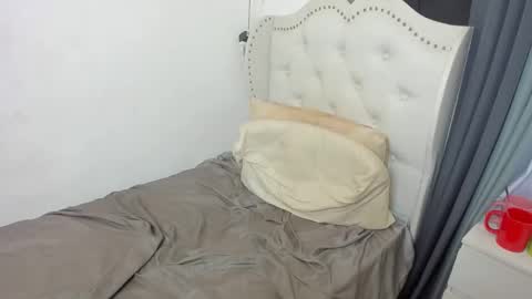 Snapshot of bea_clinton chatting on 8, 3, 2026 BEALYRA online show from 8, 3, 2026