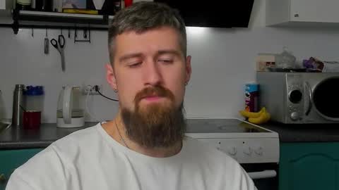 Snapshot of bearded_legend chatting on 2, 10, 2025 Zeus online show from 2, 10, 2025