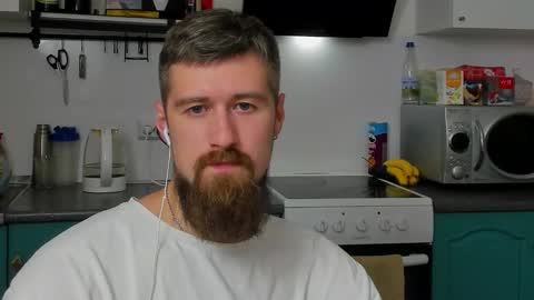 Snapshot of bearded_legend chatting on 6, 10, 2025 Zeus online show from 6, 10, 2025