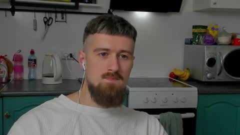 Snapshot of bearded_legend chatting on 31, 10, 2025 Zeus online show from 31, 10, 2025