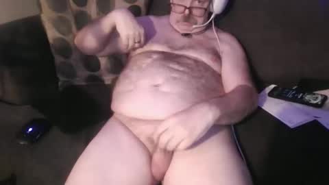 Pig Bear online show from 7, 3, 2026