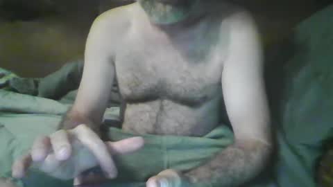 Snapshot of beastiejam2000 chatting on 19, 12, 2024 beastiejam2000 online show from 19, 12, 2024