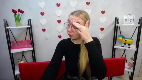 BeatriceFlyy online show from 7, 12, 2024