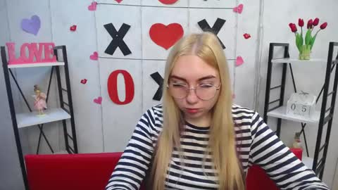 BeatriceFlyy online show from 5, 3, 2025