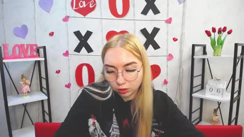 BeatriceFlyy online show from 6, 3, 2025