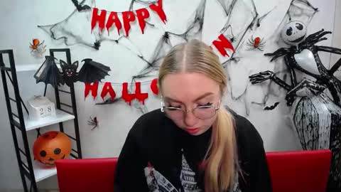 BeatriceFlyy online show from 29, 10, 2025