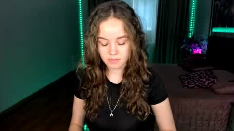 BeatriceWild online show from 30, 6, 2026