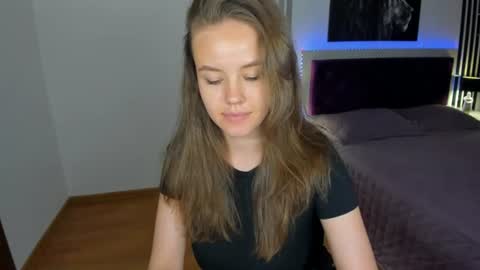 BeatriceWild online show from 10, 7, 2026