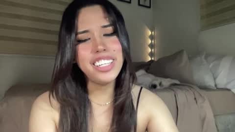 Snapshot of beautiful_lust69 chatting on 14, 5, 2026 Sweet Aya online show from 14, 5, 2026