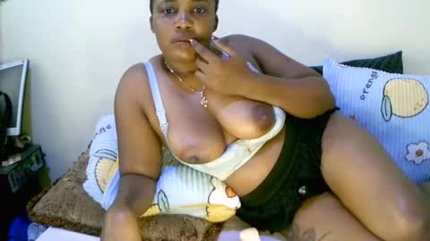 beautifulpeach2 online show from 1, 3, 2025