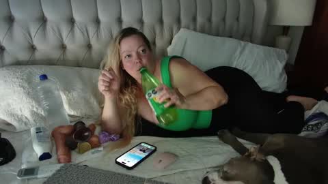 Snapshot of beauty4agent chatting on 11, 12, 2024 beauty4agent online show from 11, 12, 2024