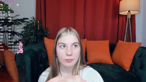 Nicole online show from 11, 1, 2025