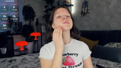 Nicole online show from 25, 1, 2025