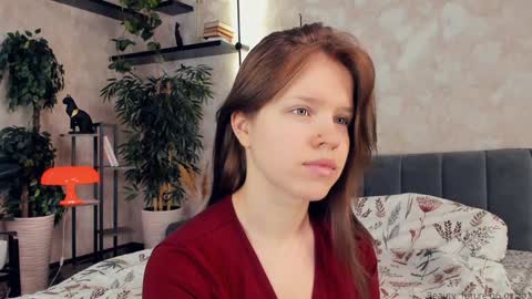 Nicole online show from 6, 2, 2025