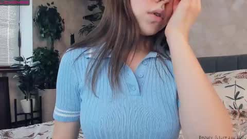 Nicole online show from 27, 2, 2025