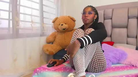 beauty_luci online show from 11, 10, 2025