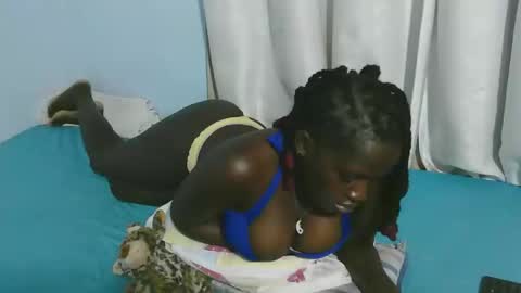 Snapshot of beautytyler chatting on 10, 10, 2025 tyler online show from 10, 10, 2025