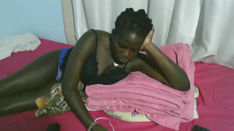 Snapshot of beautytyler chatting on 23, 10, 2025 tyler online show from 23, 10, 2025