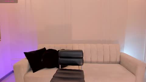 Am Becca online show from 25, 6, 2026