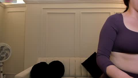 Am Becca online show from 26, 6, 2026