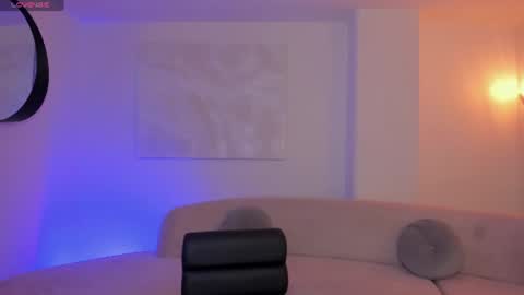 Am Becca online show from 2, 8, 2026