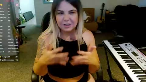 Snapshot of beccalubov chatting on 27, 7, 2026 Becca Lubov online show from 27, 7, 2026